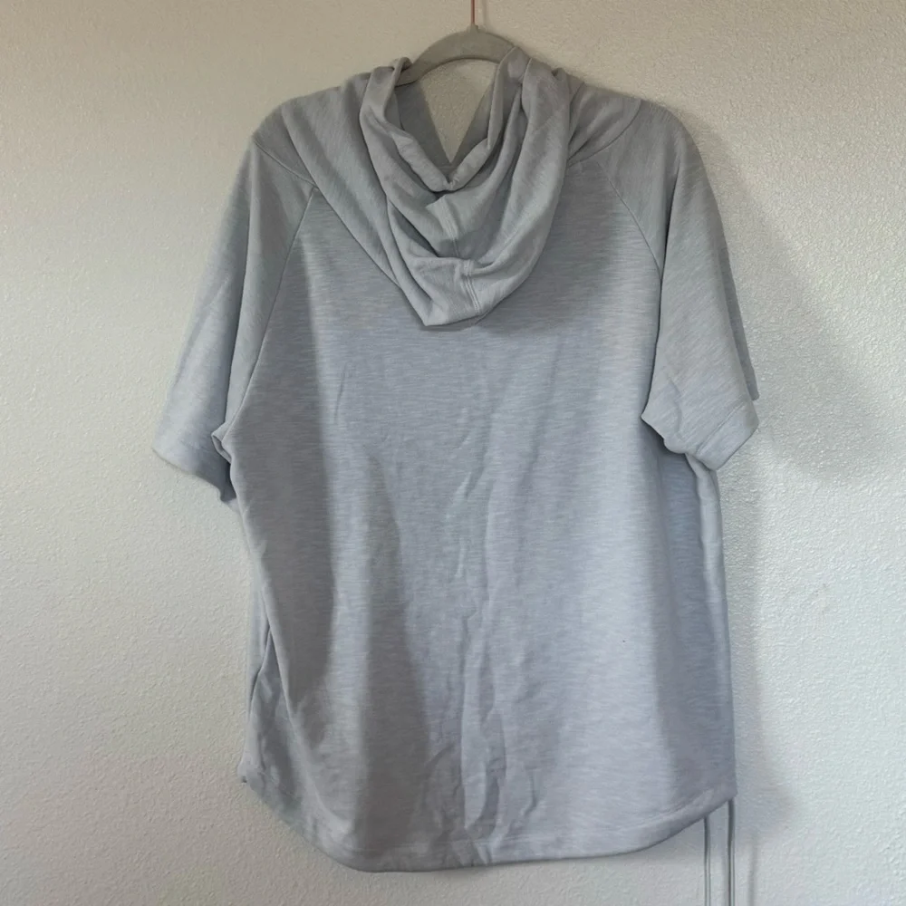 Under Armour Gray Short Sleeve Hoodie Pullover Oversized Sweatshirt M - Picture 5 of 8